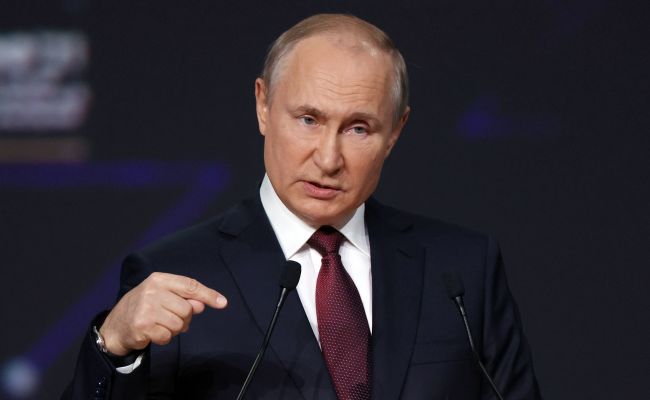 Путин: Россия будет продавать энергоресурсы по всему миру, их у нас очень много