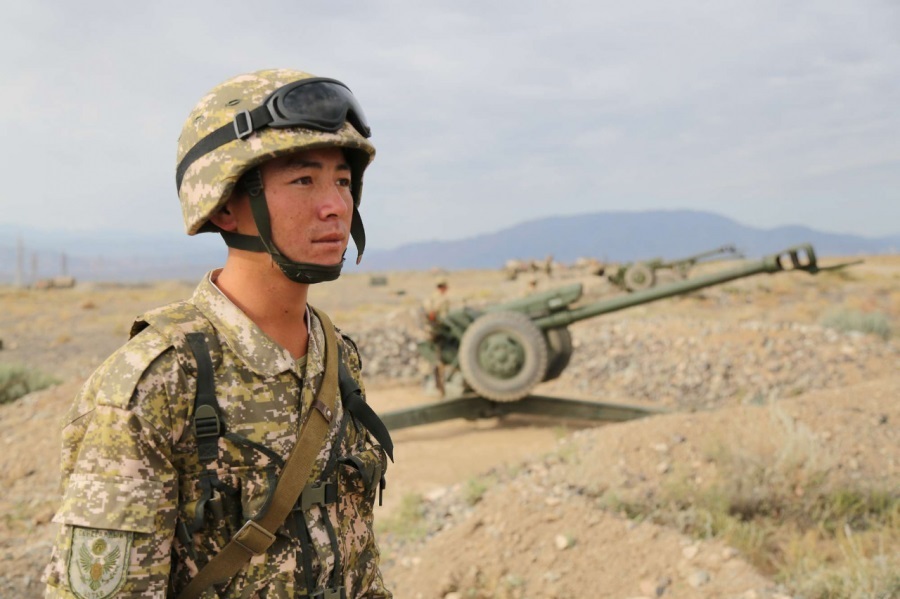 Кыргызстан-Таджикистан: гонка вооружений по-соседски