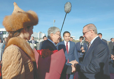 Касым-Жомарт Токаев поблагодарил Реджепа Тайипа Эрдогана за визит в Казахстан