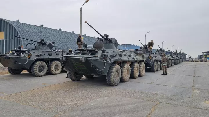 Информацию об отправке танков в Россию прокомментировали в Минобороны