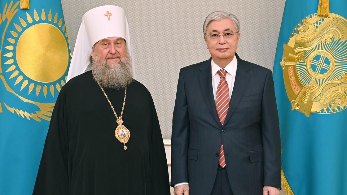Токаев встретился с митрополитом Астанайским и Казахстанским Александром